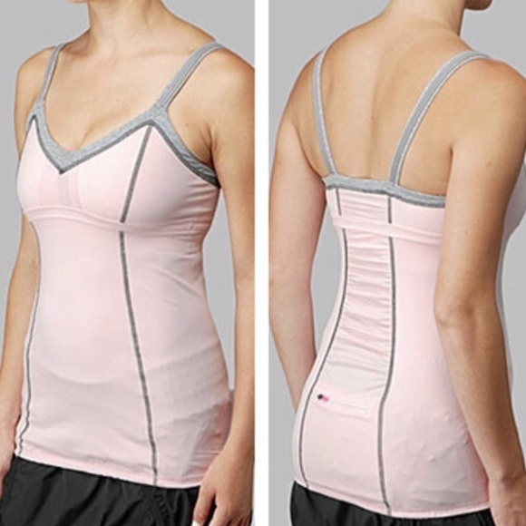 lululemon athletica Tops - LULULEMON LIGHT UP Tank Elastic Waist Zip Back